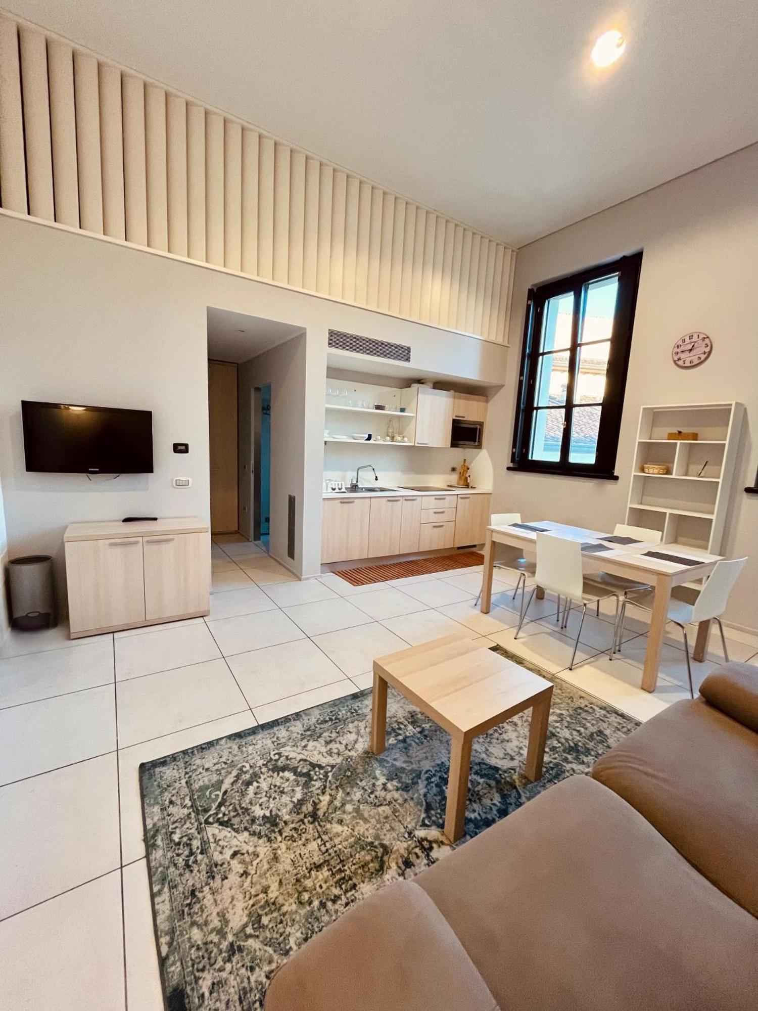 曼托瓦Residenza Frattini By Almanova Residenze公寓 外观 照片